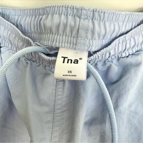 Aritzia TNA Big Easy 5” Short - Picture 6 of 6